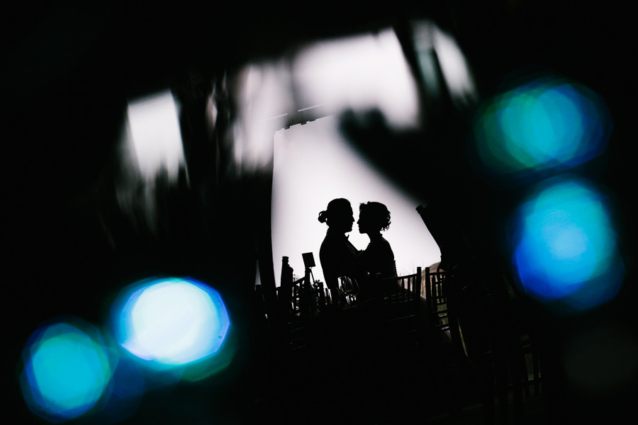 wedding portrait at Eagles Nest Golf Club by canada wedding photographer julian kanz