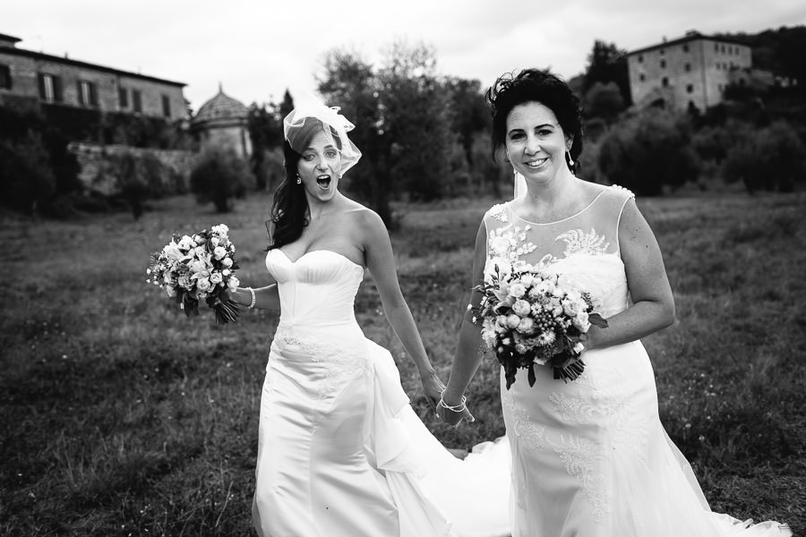 Lesbian wedding Tuscany