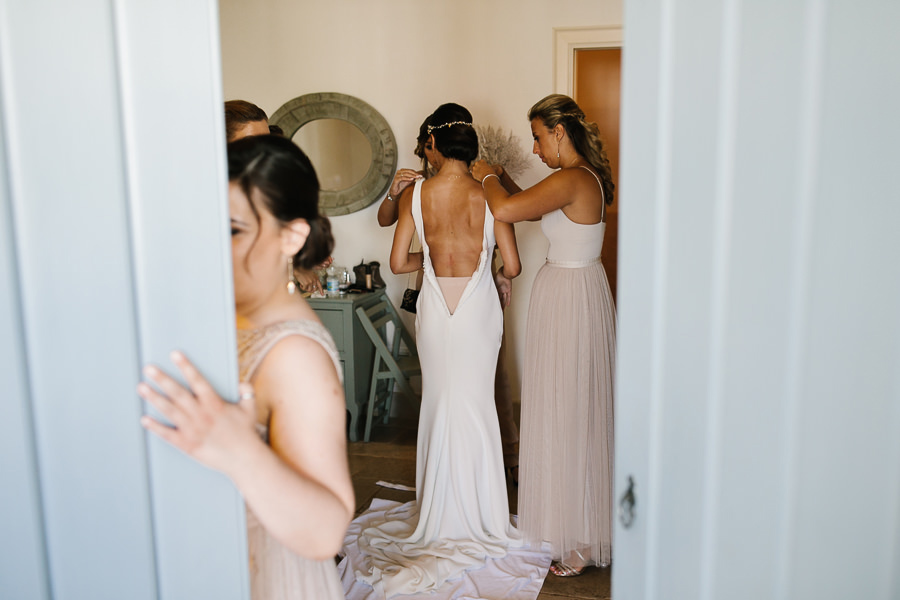 bride getting ready masseria don luigi apulia