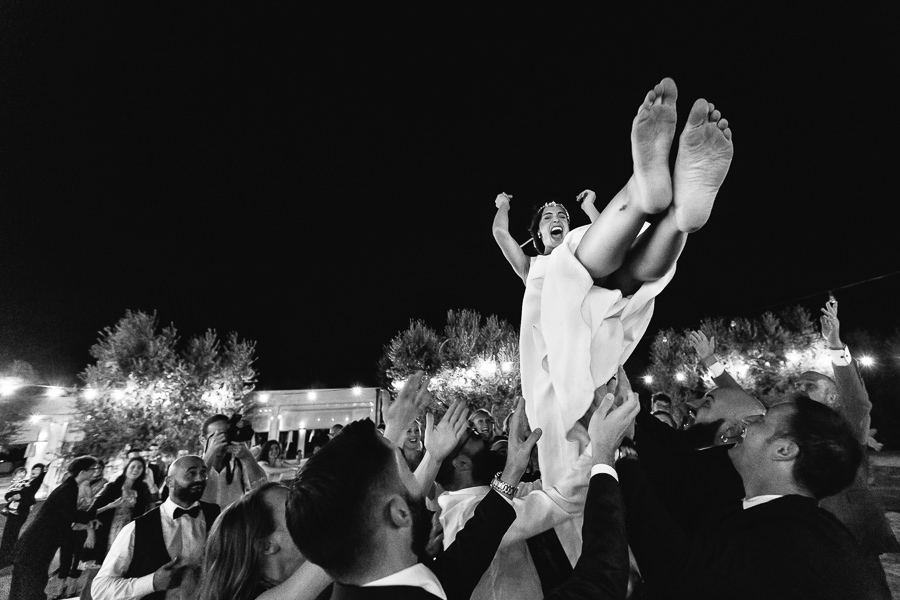 flying bride in apulia