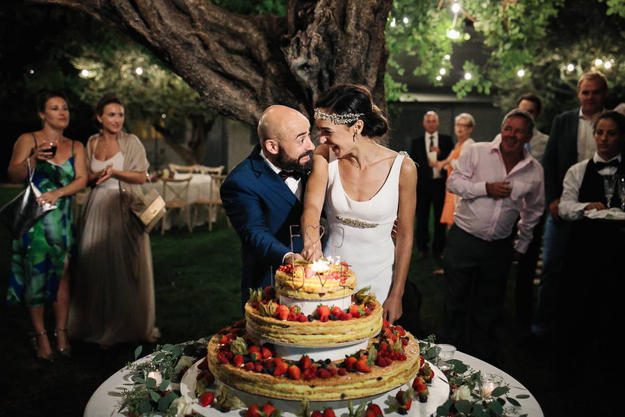 cake cutting at masseria don luigi