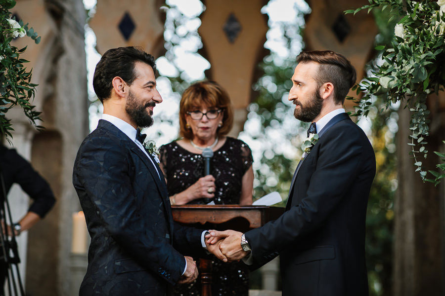 Romantic elegant wedding ceremony villa cimbrone amalfi coast