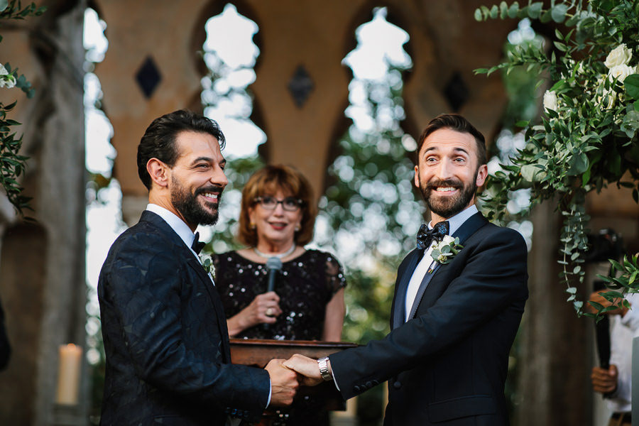 Romantic elegant wedding ceremony villa cimbrone amalfi coast