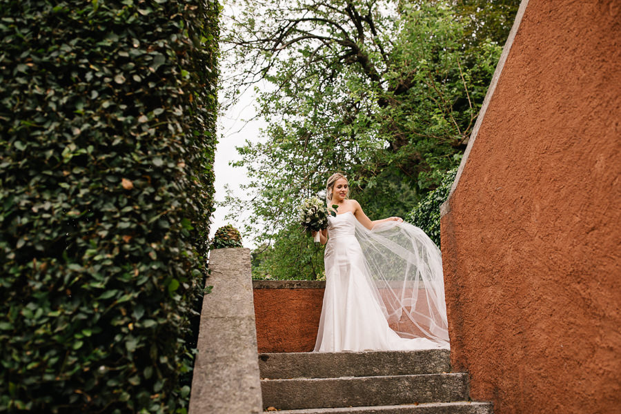 Bride entrance lake como wedding