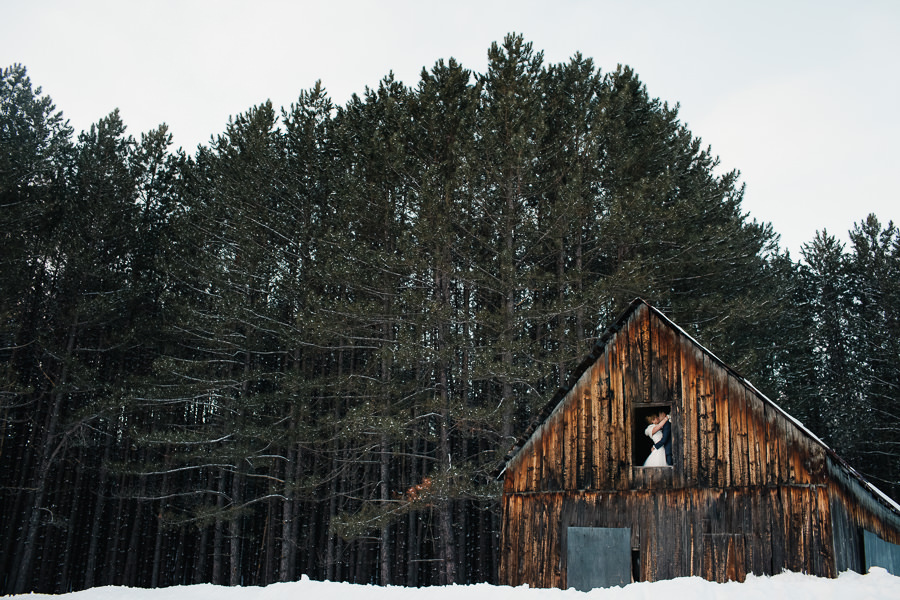 Mont-Tremblant Snow Wedding Photographer Montreal