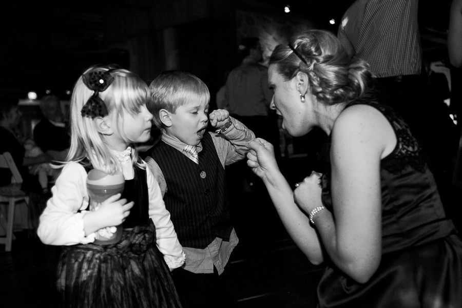 Snow Winter Wedding Mont-Tremblant Grand Lodge