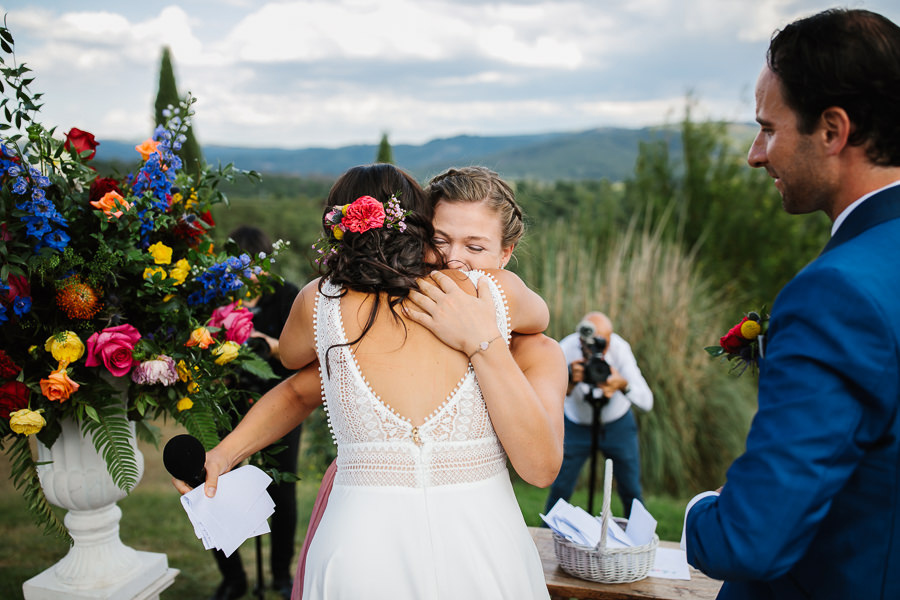 romantic wedding ceremony at casa cornacchi