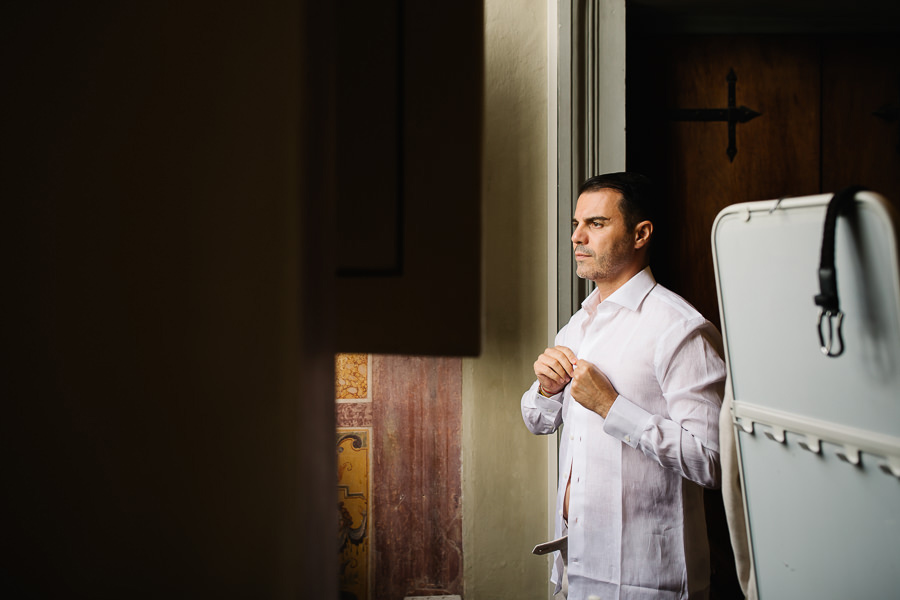 Groom preparation wedding villa corsini tuscany