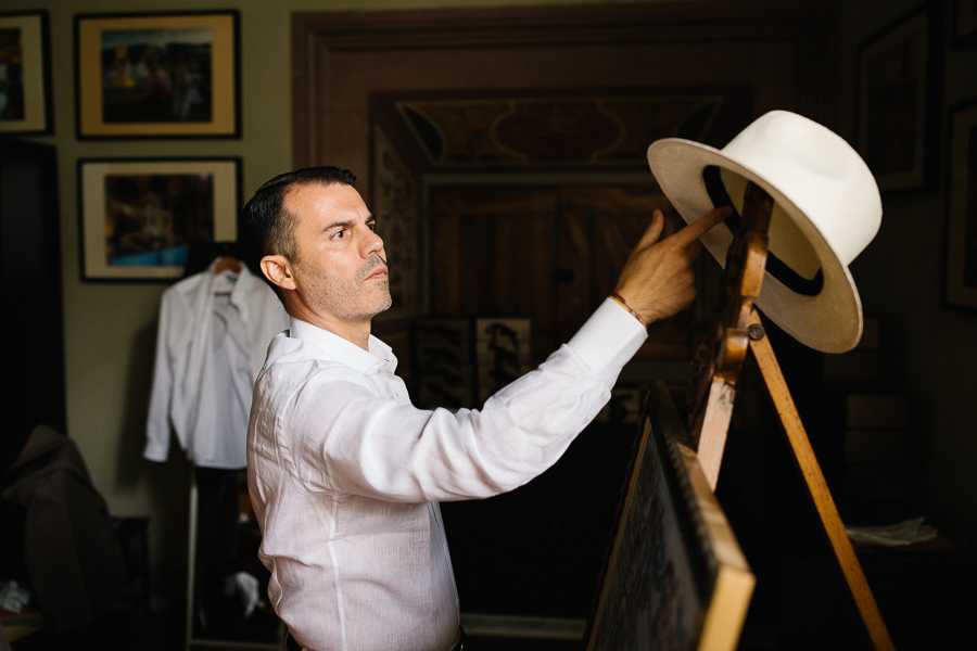 Groom preparation wedding villa corsini tuscany