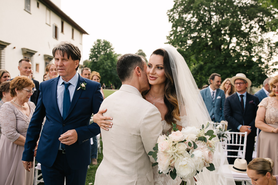 Bride entrance for outdoor wedding ceremony