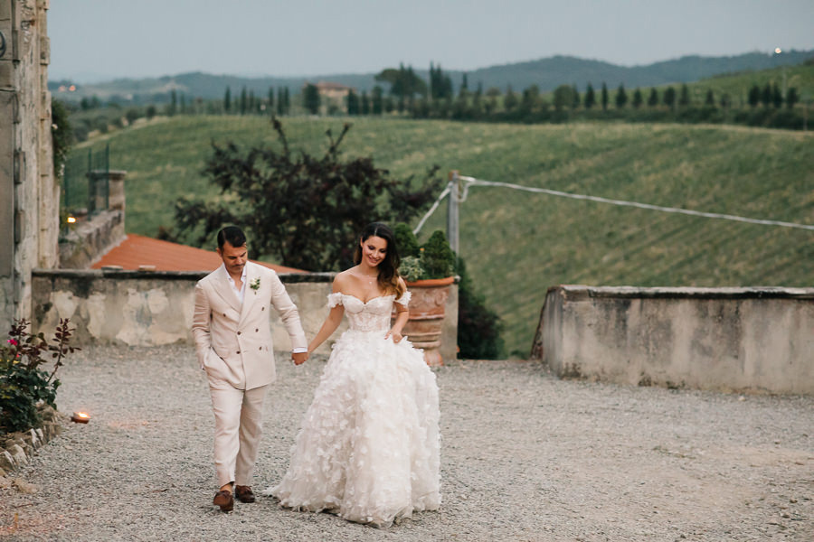 Bride and Groom Photo Session in the garden