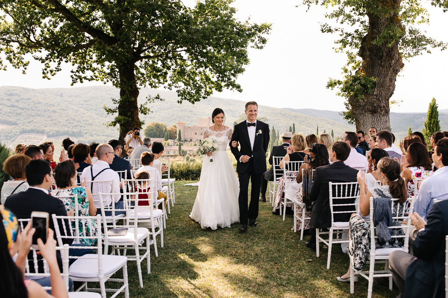 jo bartolino wedding celebrant tuscany