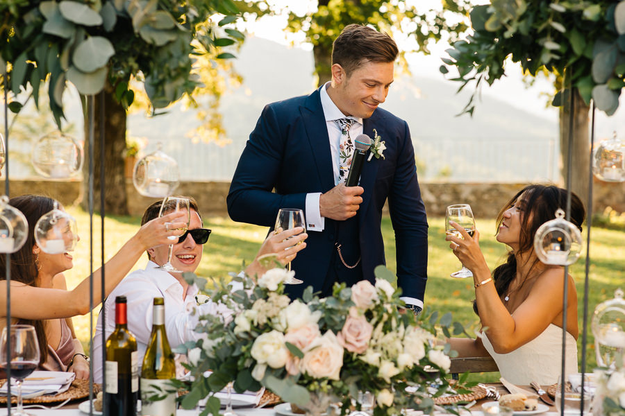 wedding speeches during the dinner